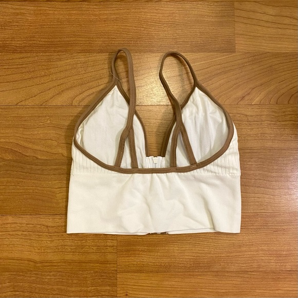 Zip Front White & Tan Cropped Athletic Tank - Picture 3 of 7